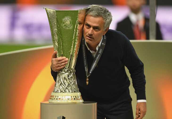 Mourinio jamoalari mavsum favoriti va sochini kim oqartirgani haqida